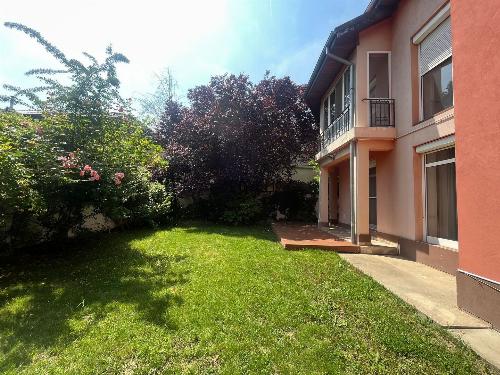 Great house, first rent Iancu Nicolae 9