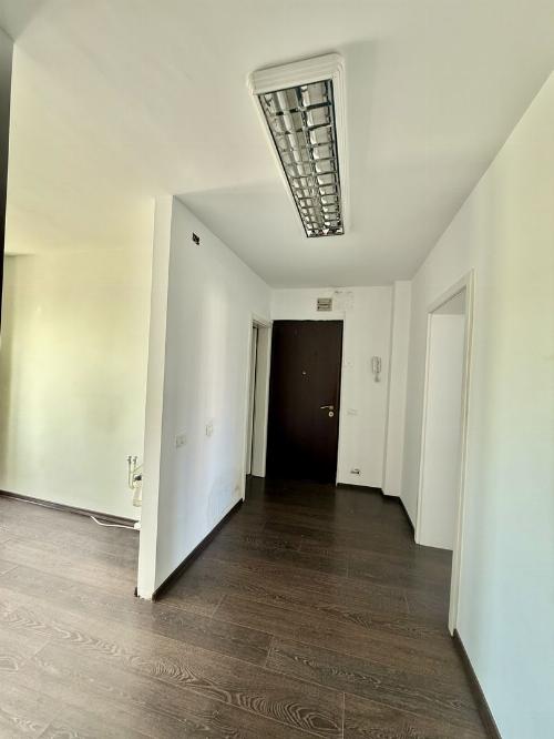 Suitable office 4