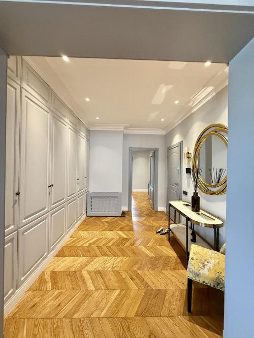 Spectacular 5-room apartment in Herastrau area 13