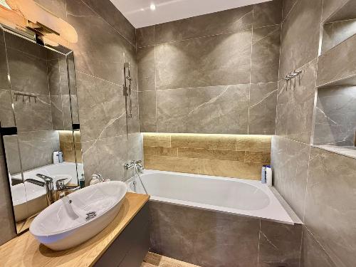 Spectacular 5-room apartment in Herastrau area 23