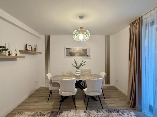 Superb villa for rent – 5 rooms Pipera 2