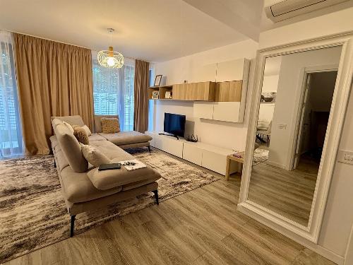 Superb villa for rent – 5 rooms Pipera 3