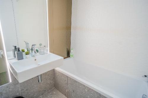 Spacious apartment in the Aviatiei area, fully furnished and equipped – 140 sqm 15