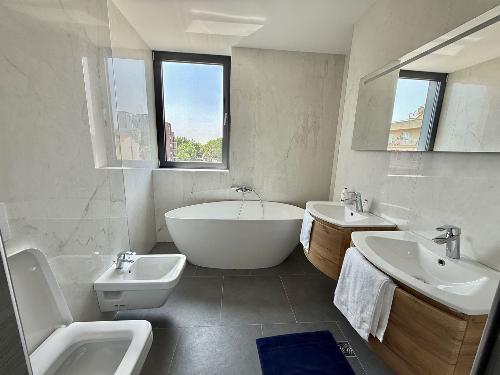 135 sqm usable | Luxury Finishes & Furniture | 2 parking spaces included 14