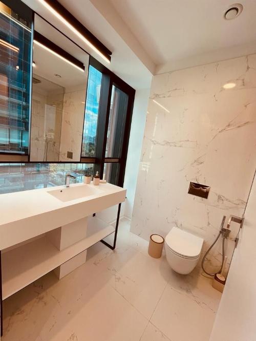 Apartament de lux cu 3 camere și vedere la lac – One Mircea Eliade 15