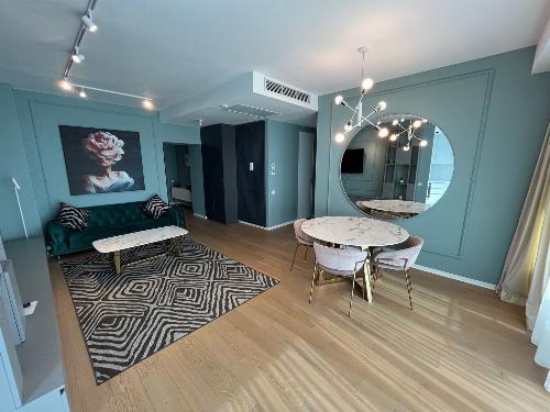 One Eliade / mobilat lux / 3 camere 3