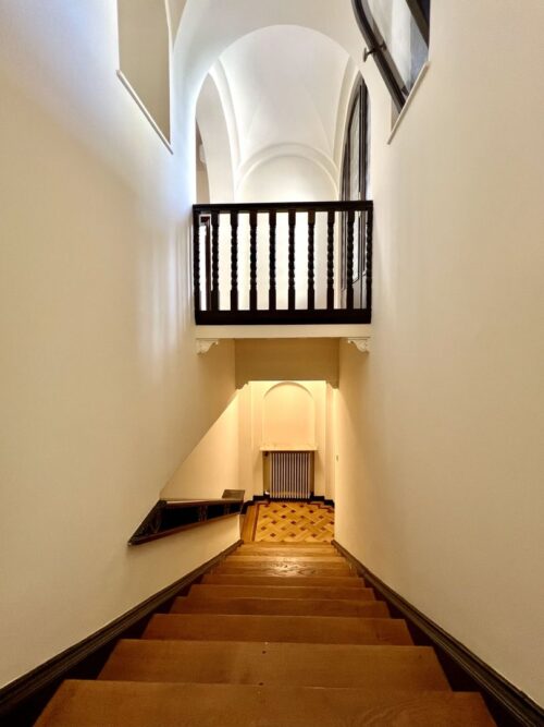 Inchiriere apartamente Bucuresti Ilfov – Crosspoint Imobiliare- Aviatorilor, apartament in vila nemobilat - crosspoint-imobiliare.ro