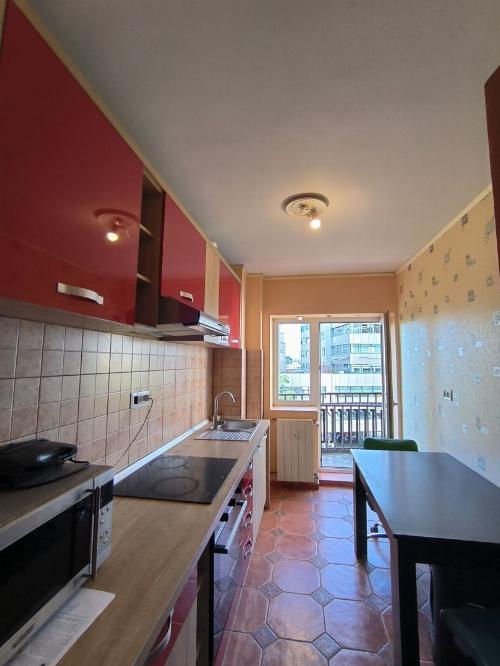 Apartament 3 camere de vanzare Blvd Unirii decomandat 13