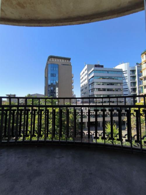 Apartament 3 camere de vanzare Blvd Unirii decomandat 4