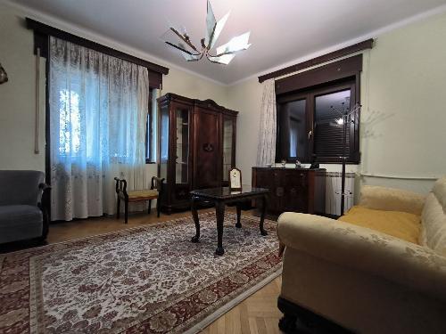 Apartament 3 camere de vanzare cu garaj si boxa Cismigiu 9