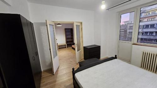 Apartament 2 camere de vanzare Cartierul Armenesc/Universitate bloc consolidat 4