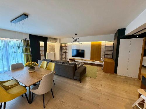 2-room apartment, dressing room, 2 bathrooms and parking 2
