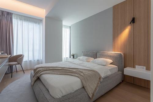 Superb view of Floreasca Park and Lake / Upper floor 9
