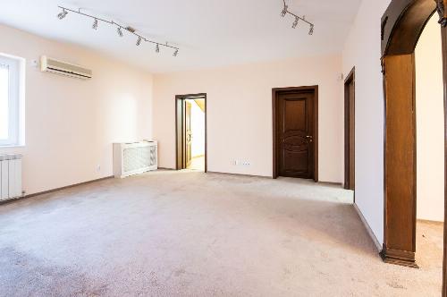 P+2 villa with swimming pool, 22 rooms and ZERO consumption, Baneasa – Romatsa 6