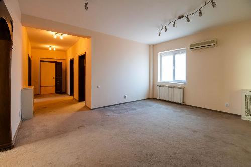 P+2 villa with swimming pool, 22 rooms and ZERO consumption, Baneasa – Romatsa 7