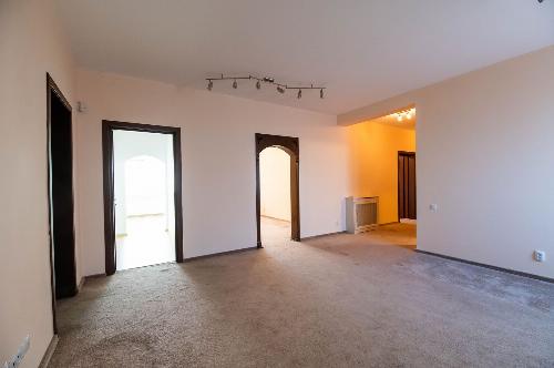 P+2 villa with swimming pool, 22 rooms and ZERO consumption, Baneasa – Romatsa 8
