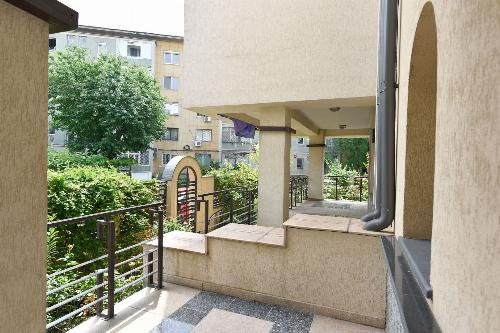 Cotroceni, office or residential building 17