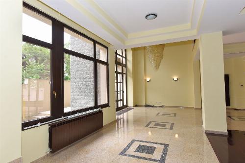 Cotroceni, office or residential building 9