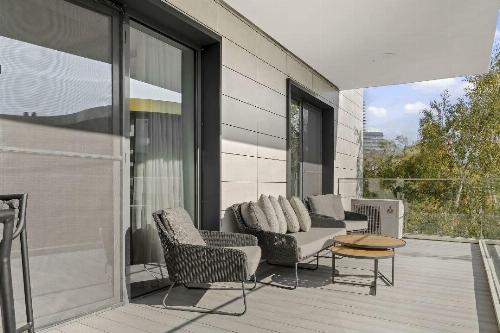 One Floreasca Lake / 2 parking spaces and storage room included in the price 2