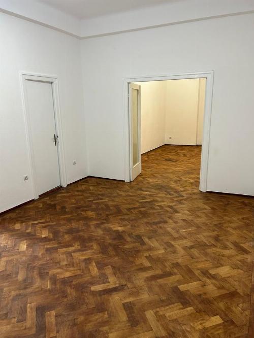 Apartament de vanzare 3 camere RISC 1 6