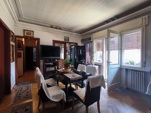 Apartament 5 camere de vanzare Piata Romana 145 mp 2