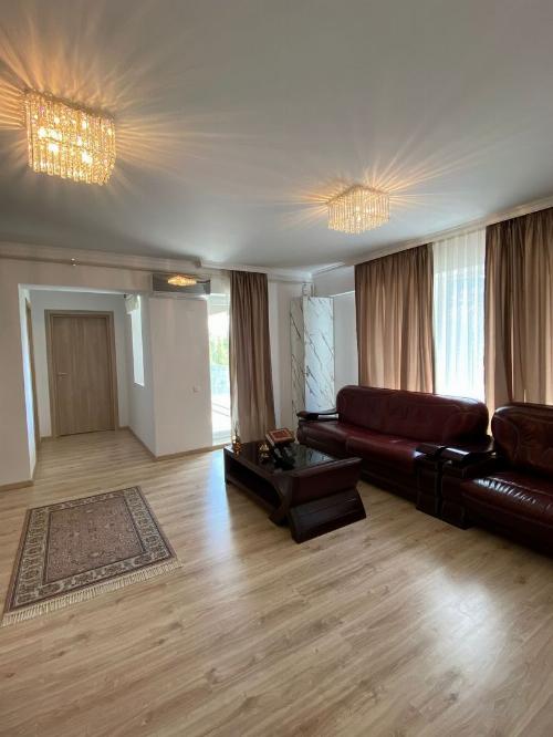 Apartament 2 camere, mobilat partial , Iancu Nicolae – vedere către bulevard 3