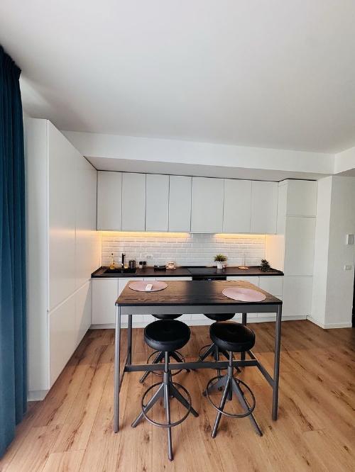 3 rooms with their own courtyard | Tunari | Parking space included 3