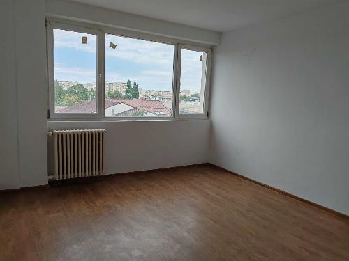 Apartament 3 camere de vânzare – Ștefan cel Mare 3