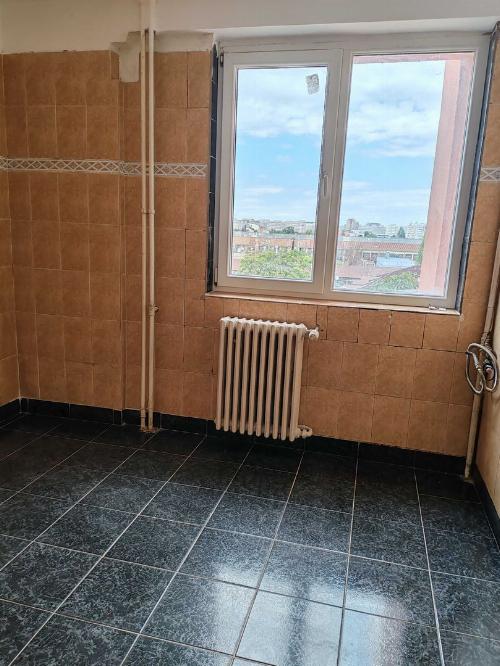 Apartament 3 camere de vânzare – Ștefan cel Mare 8