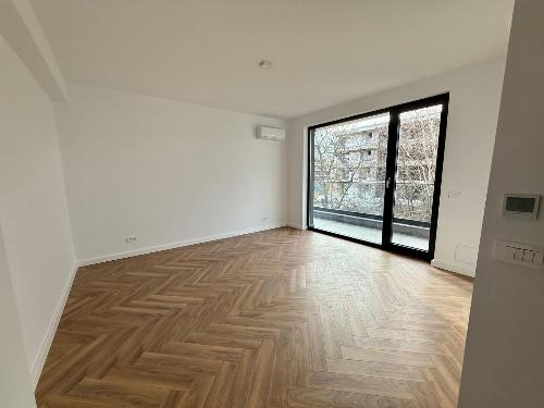 Cambridge School of Bucharest / Vilă nouă 18