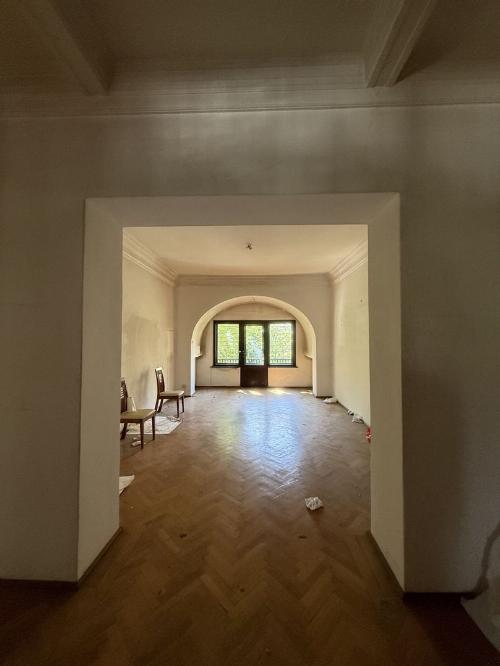 Vila ideală pentru reședință sau sediu, în zona Capitale 2