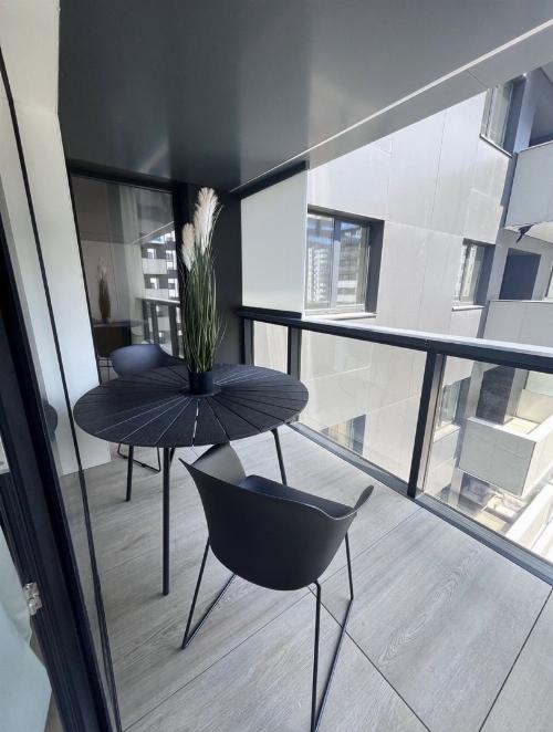 2-room apartment for rent in Cortina North 3