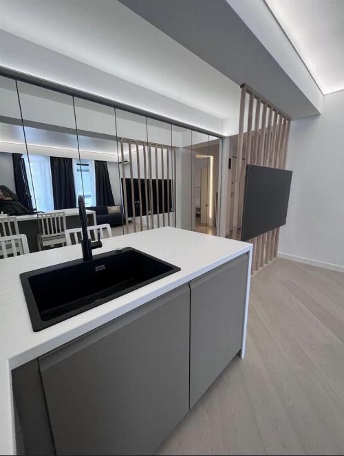 2-room apartment for rent in Cortina North 6