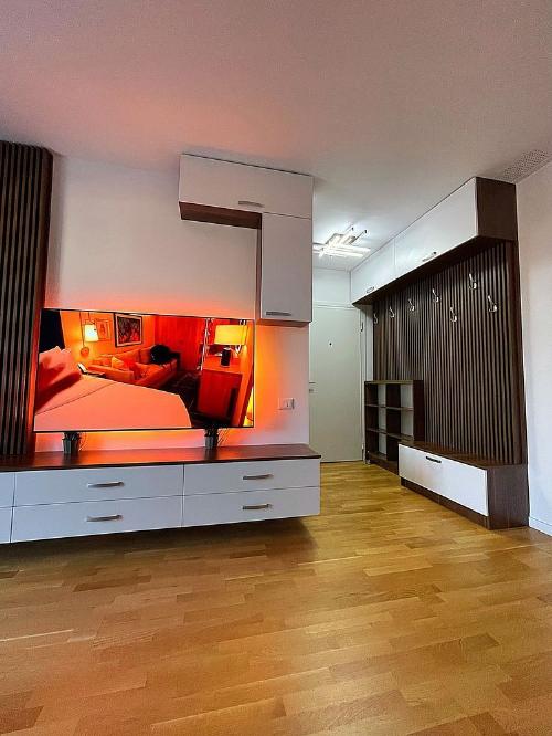 Închiriez apartament cu 2 camere Atlas Aviației 1