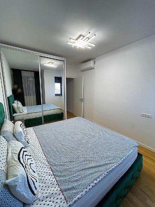 Închiriez apartament cu 2 camere Atlas Aviației 3
