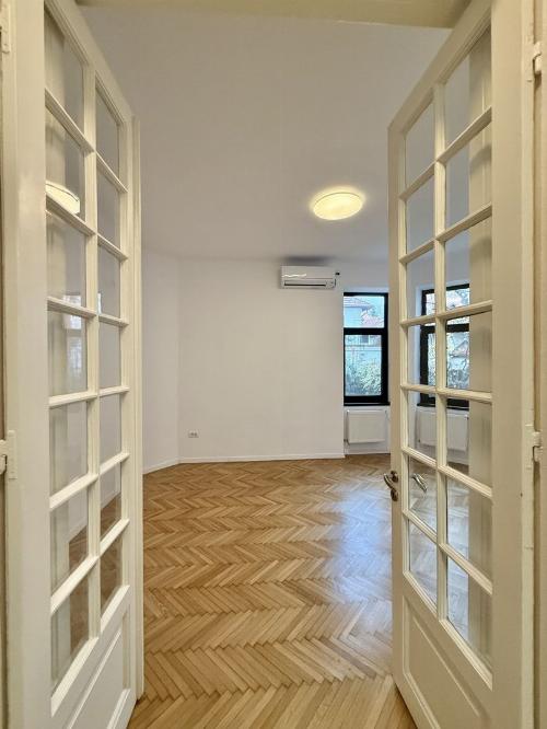 Vilă interbelică restaurată / ideală pentru spațiu de birouri 5