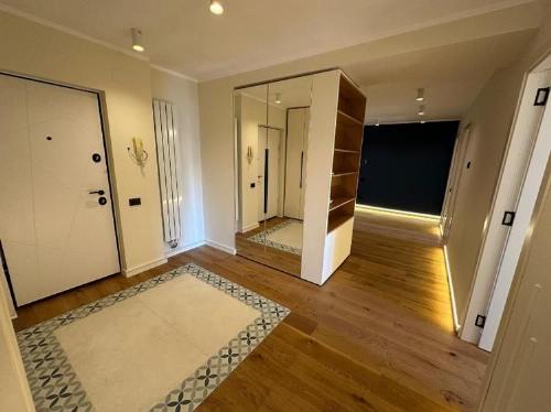 Apartament de 4 camere de închiriat – Charles de Gaulle / Aviatorilor* 12