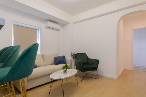 3 room apartment Amzei Square 4