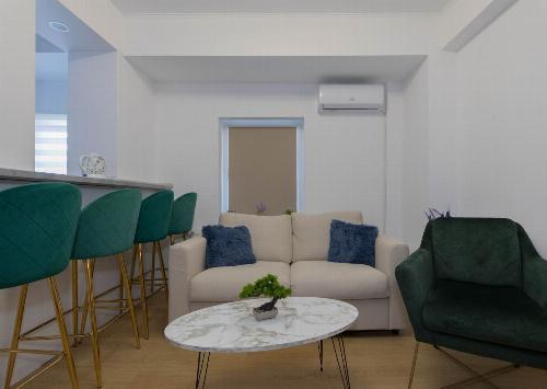 3 room apartment Amzei Square 5