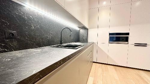 Upground | 3 Bedrooms | Completely renovated | Parking included 11