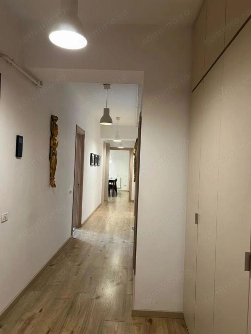 Apartament 3 camere  in complex Laguna Residence 5