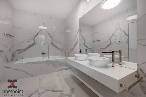 Gorgeous 4-room apartment with 50 sqm terrace in One Rachmaninov 16