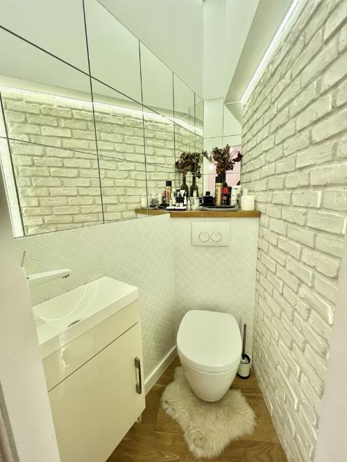 Locație de prestigiu – apartament 4 camere, Ateneul Român 12