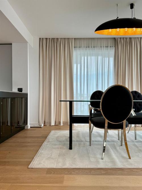 PENTHOUSE EXCLUSIVIST CU TERASASA PANORAMICA PE EROU IANCU NICOLAE 5