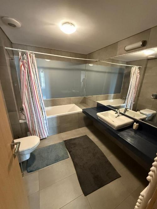 INCHIRIERE 3 CAMERE APARTAMENT UPGROUND 6