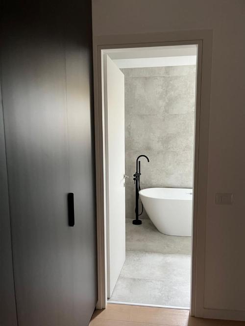 Inchiriere | Apartament 4 camere cu design de lux în IMA Residence 12