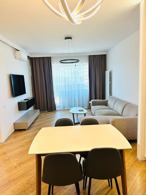 2 room apartment 4 city pipera 5