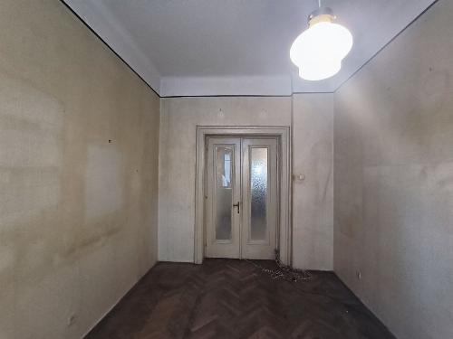 Apartament 4 camere de vanzare Cismigiu 13
