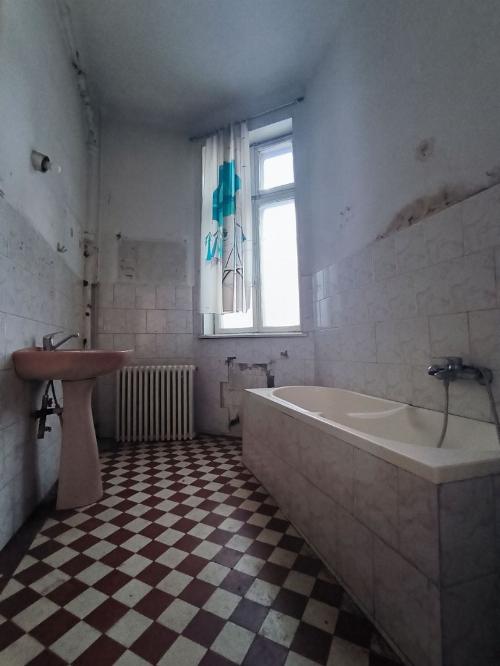 Apartament 4 camere de vanzare Cismigiu 18
