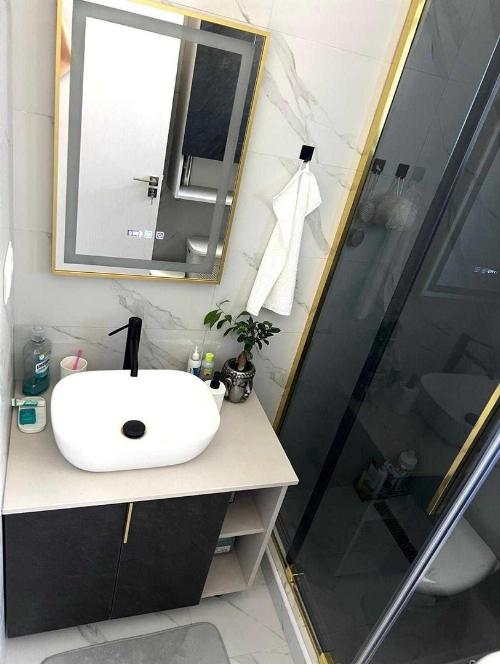 Modern apartment with own garden | Otopeni 5